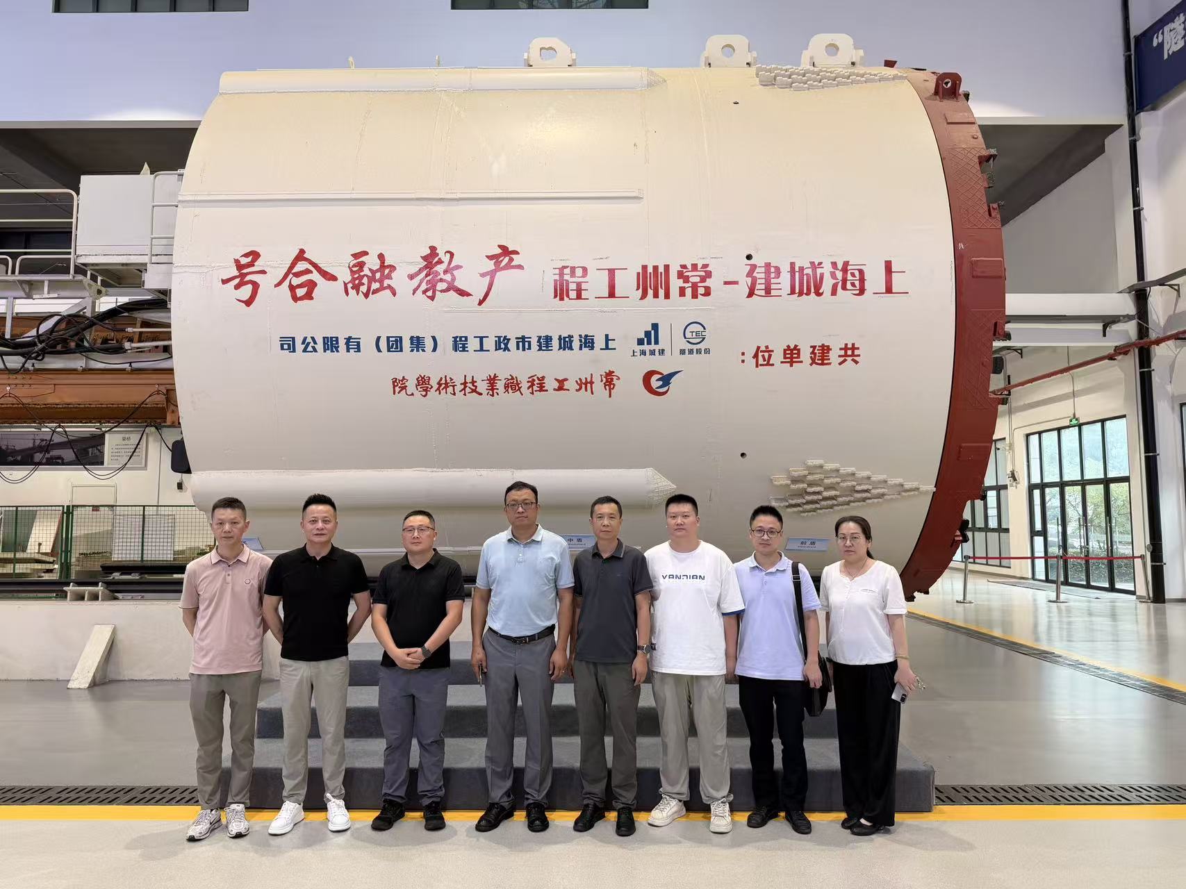 de23d67750e352d871bae8013fa711a9.jpg de23d67750e352d871bae8013fa711a9.jpg